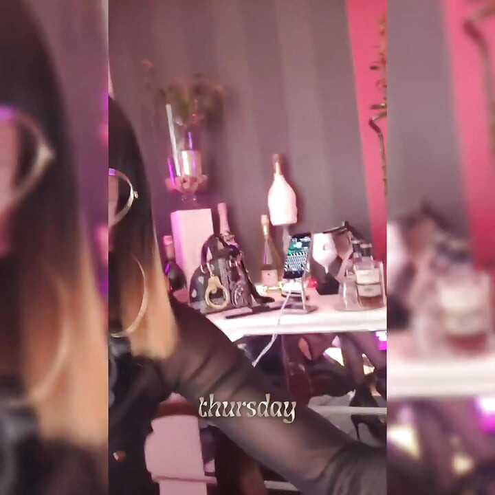 Cumslut! CumFace! Inspektor gotowych prac wykonuje opróżniacz ogona. VaneSsaBiTCHx PariSChienneTrvprod91