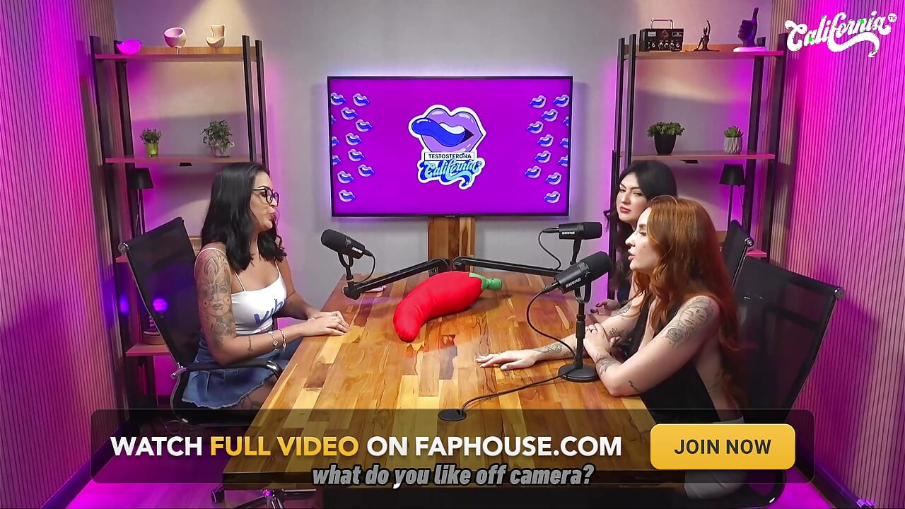 Hot Brunette Mari Baianinha and Lesbian Whoredom