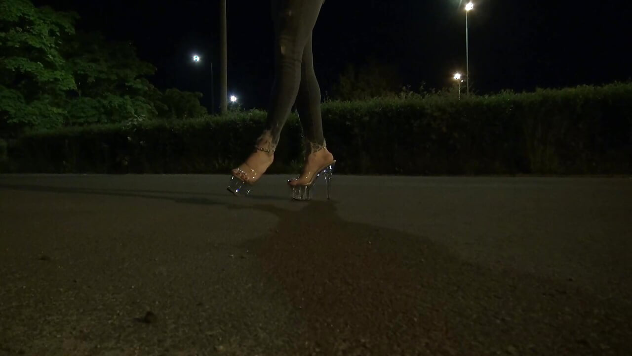 stripper high heels show