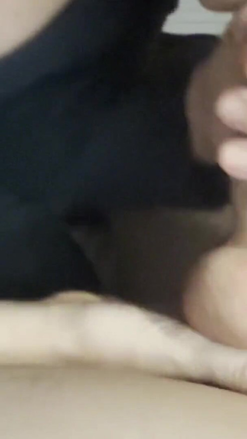 Girlfriend takes close-up pulsating oral creampie without mask! | Clip 2