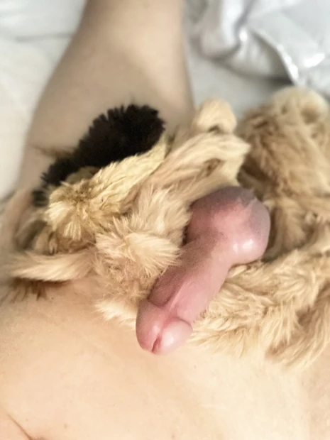 Blonde Crossdresser TGirl Fur Masturbation Jacking Off