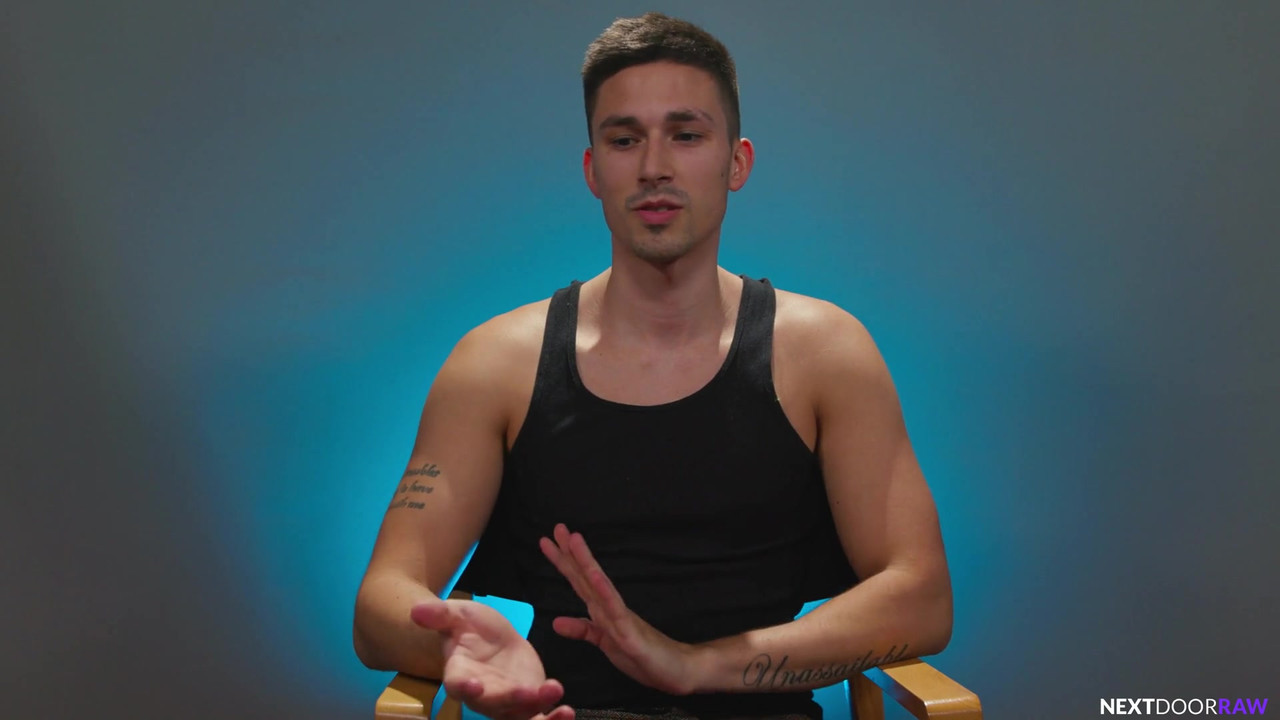 华丽的twnk性感翻转乱搞现实生活中的tatted BF大屁股