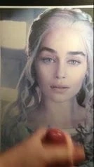 Sborra omaggio a Emilia Clarke!