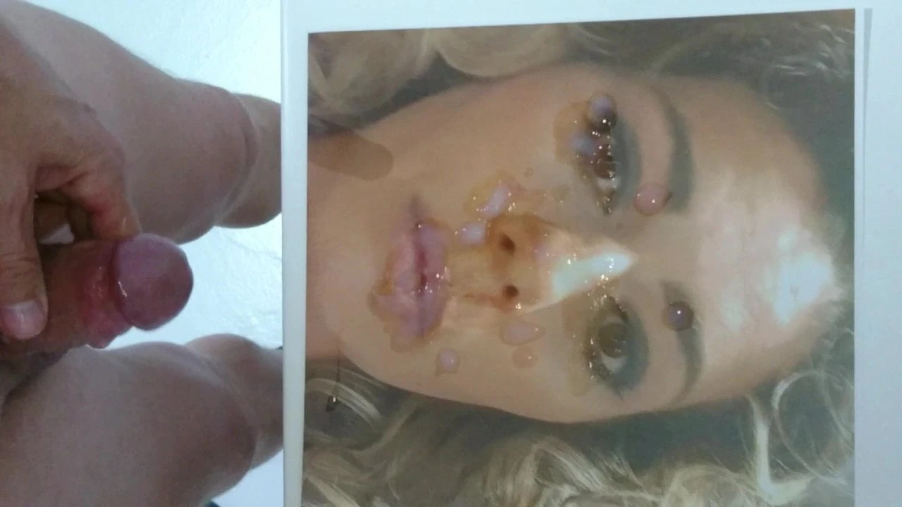 Cumshot for Wichsnutte Rocio