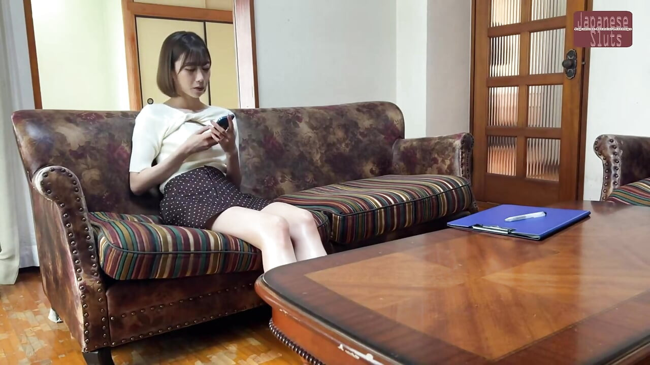 4 Amateur Housewives - Secret Daytime Affairs and Forbidden Married Passion - Uncensored - 1