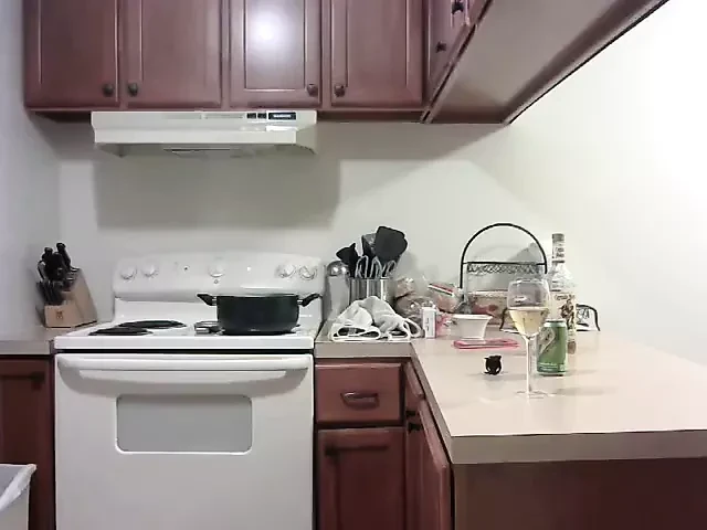 Kitchen tease chubby
