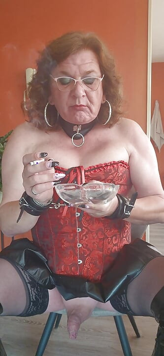 Biti ljudska pepeljara dok pušim cigaretu