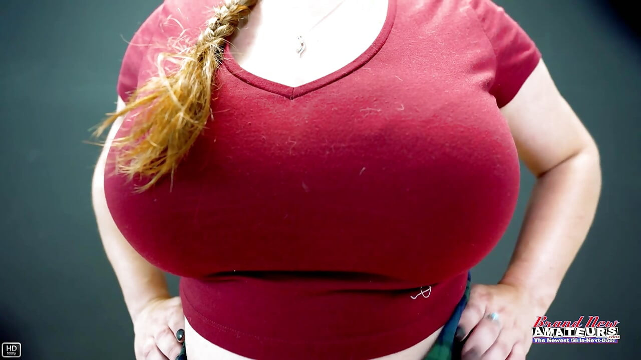 Voluptuous Blonde Tattoo Gwen Goddess Messy Throat to Deep Slam Passion!