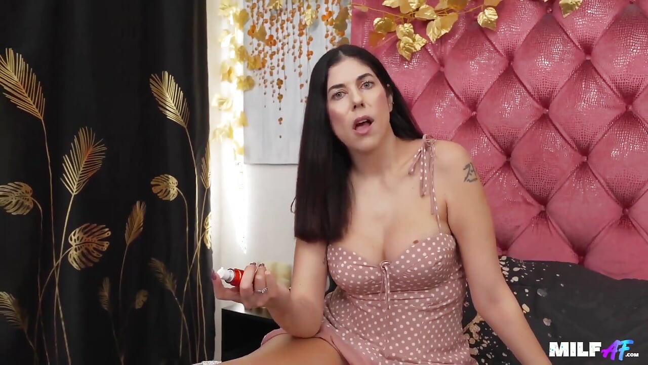 Maid to Please: Stepmom is Mad as Hell