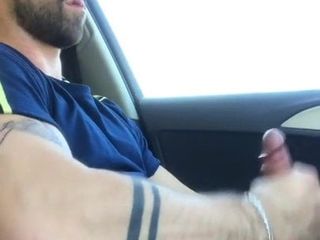 Masturbare fierbinte în mașină