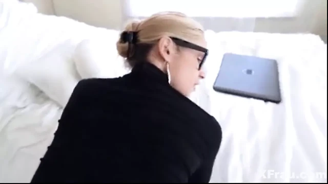 Big Butt Hundin Mama und Sohn Sex