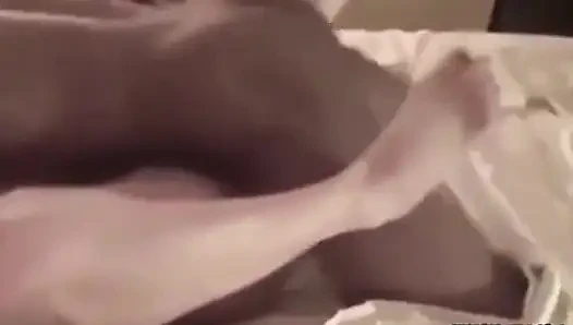 Aldatılan orta yaşlı seksi kadın - gavat orta yaşlı seksi kadın biz gavat oyunu hakkındayız. Arkadaşlarım ve ben sert eş değiştirenleriz ve yenileriyle tanışmak isterim