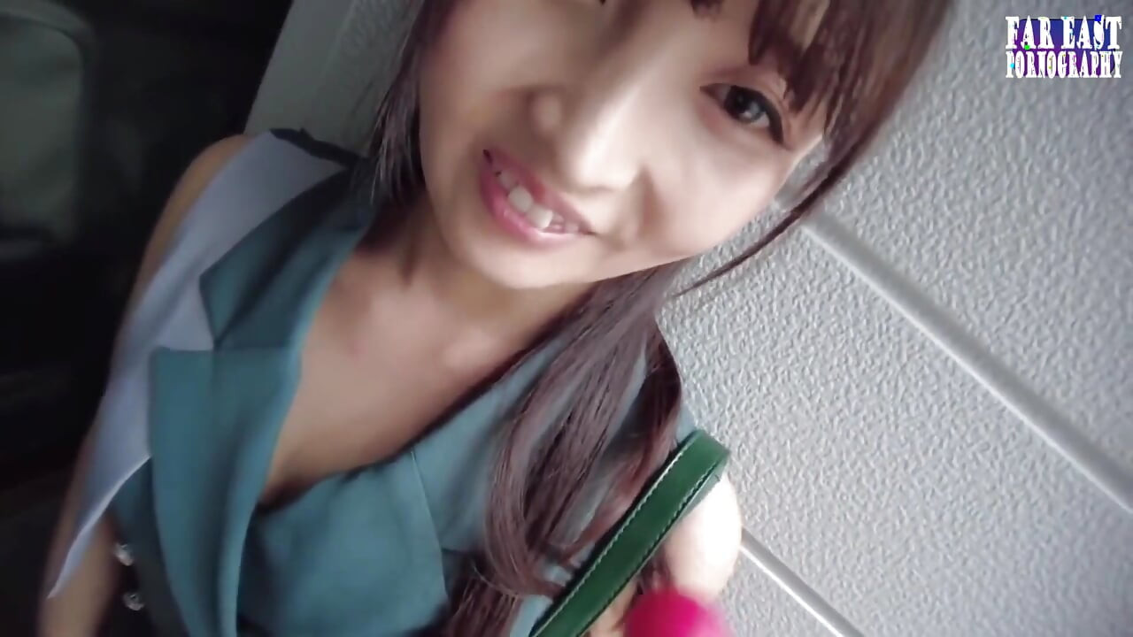 Kremowy pocałunek Spacer z ustnym dokuczać rozkoszując każdą ciepłą fazę wirowania.1