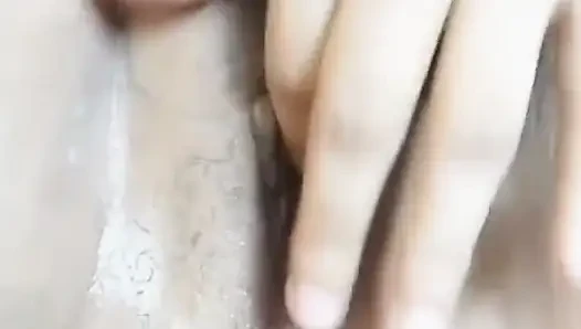 Açık göğüsler