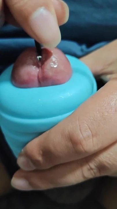 Jaw-dropping moment from "Tiny vibrator"