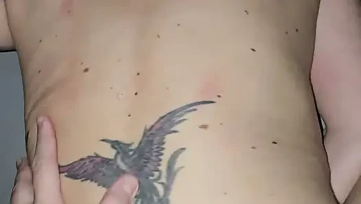 Первое анальное видео для настоящей милфы в любительском видео