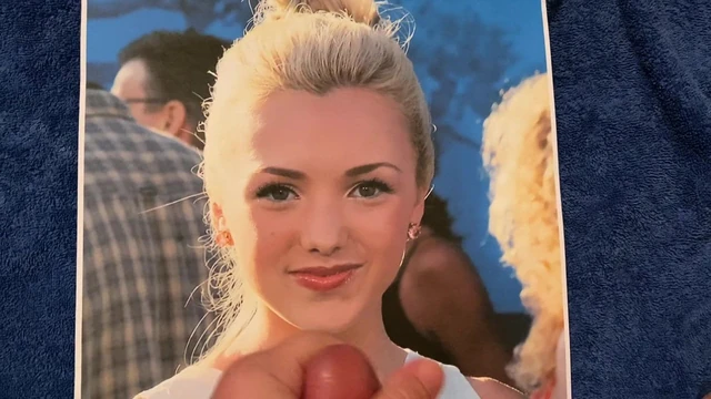 Peyton List Cum Tribute 04