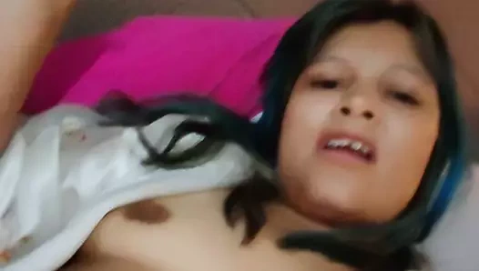 Lusi masturbates in front of other men on webcam while her spouse