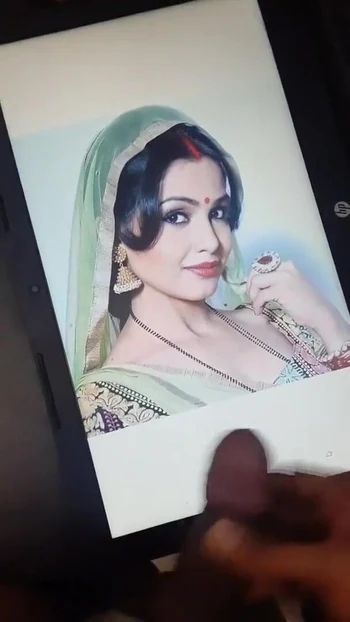 Emotional moment from "Shubhangi atre cum tribute"