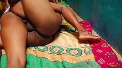 Indyjskie porno z hinduskim dźwiękiem