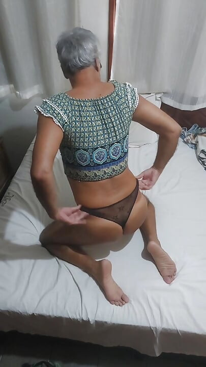Ladysilva Sissy în chiloți ce fund sexy