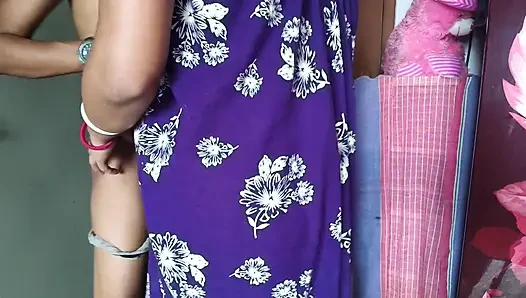 Als ich die Chance bekam, hatte ich sexx mit meinem Deshi Bhabi ganz energisch.