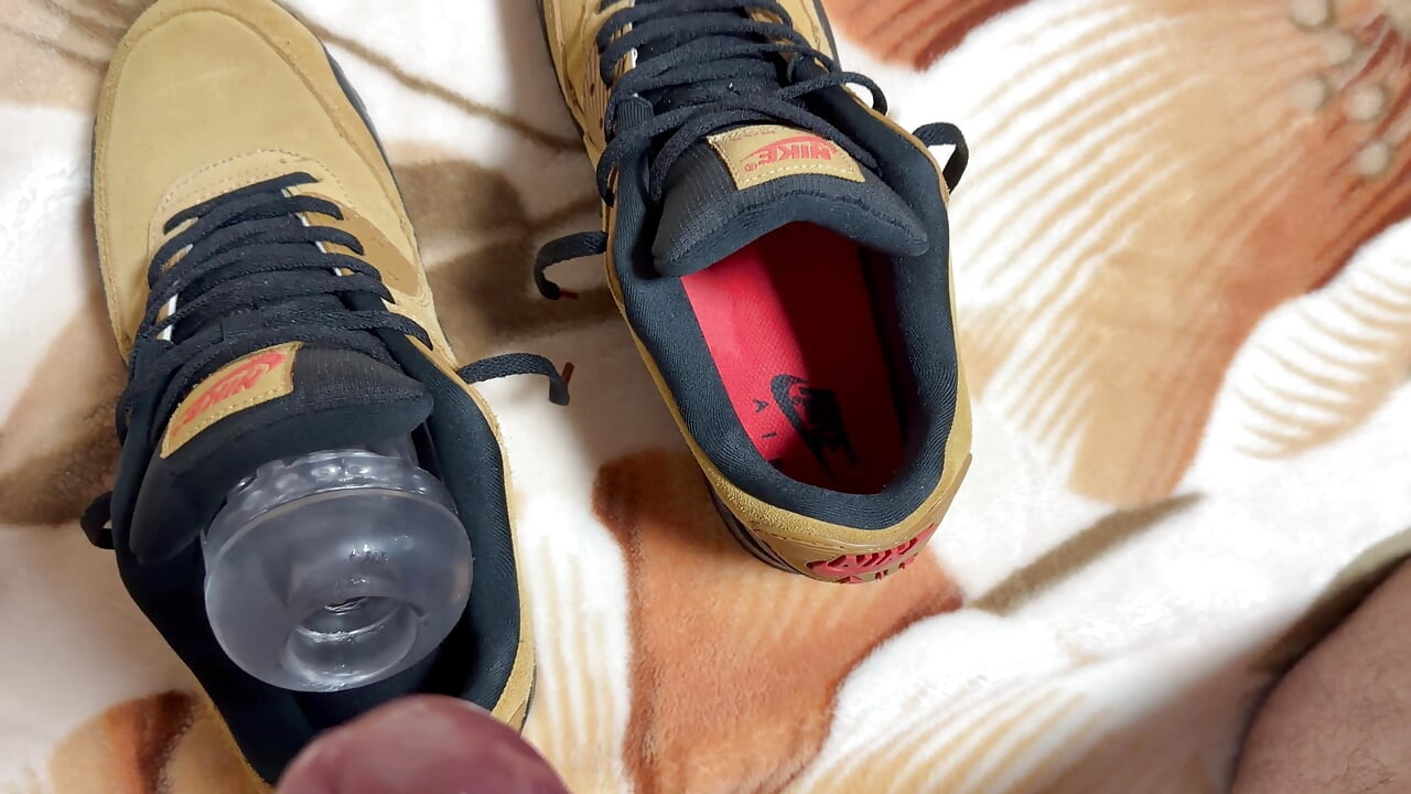 Fucking my new Nike Air Max 90 using fleshlight part 2 ( cumming inside )