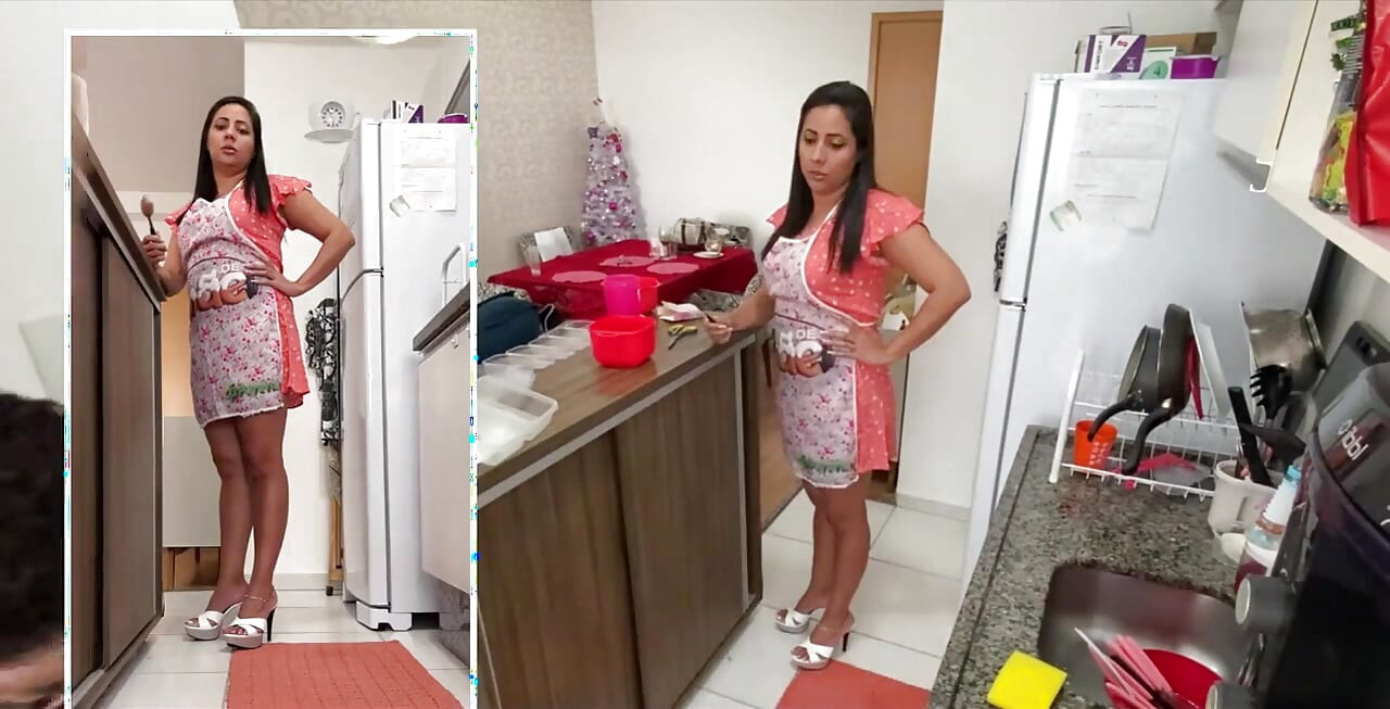 Hot MILF Cooking Teacher Ep 1