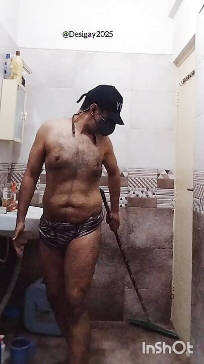 BATHROOM PLAY WITH PISSING AT END