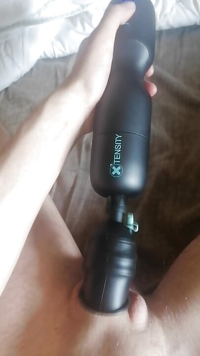 XTensity maszturbátor a farkamon - Szexjáték nyögések