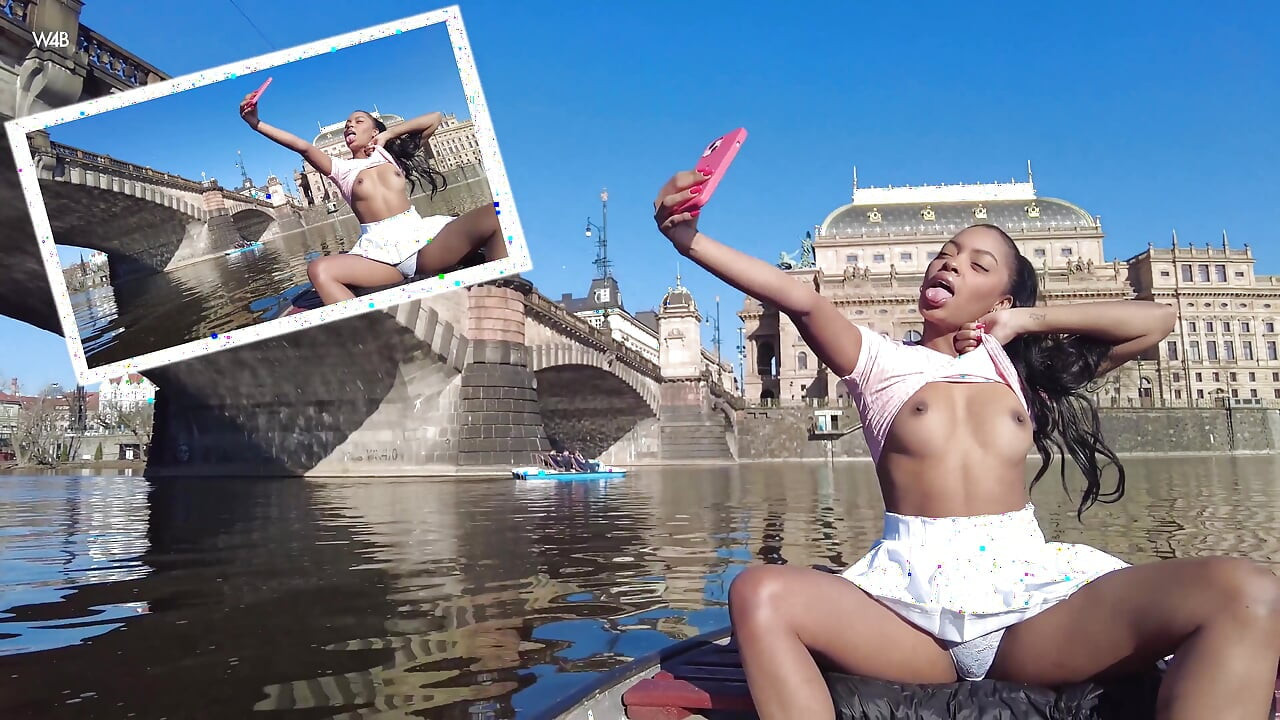 Em Praga, pelo rio