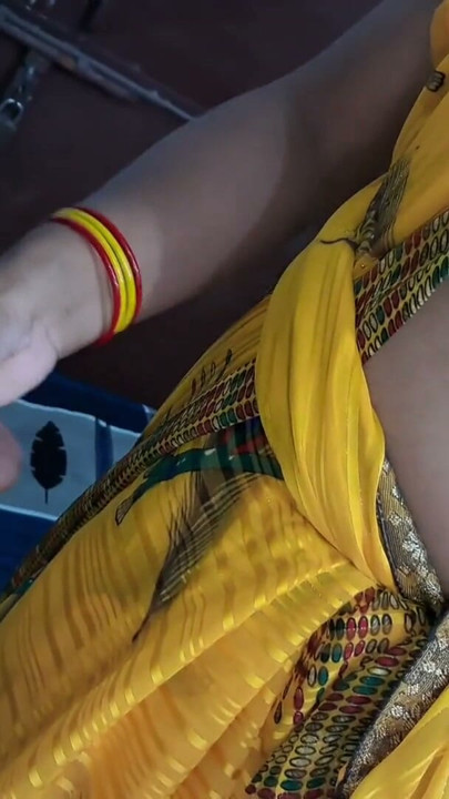 Hot indian desi bhabhi sucking big Indian dick till throabbing cum in mouth full video hd | Clip 1