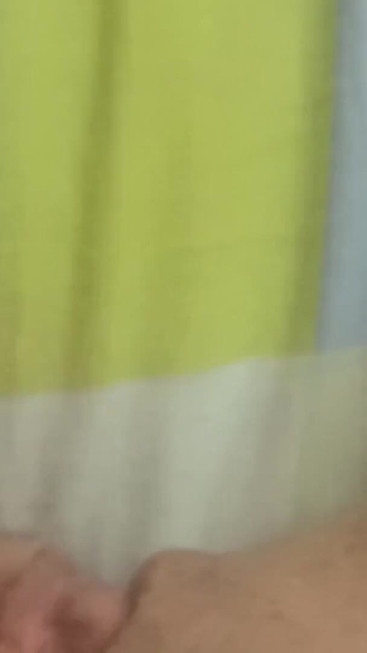 In the morning before work, I decided to pamper my pussy with fingers | Clip 1