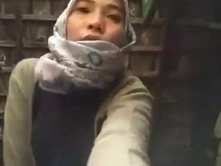 Sexy Hijab und Sohlen