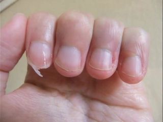 Foto di mani e unghie di Olivier dal 05 al 12 2016