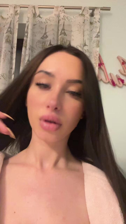 SHY GIRL GOING WILD ON TIKTOK
