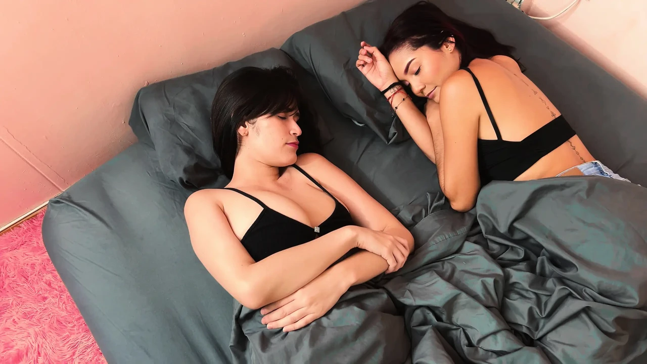I Have Lesbian Sex with the Family-friendly MILF While My Stepdad Is at Work