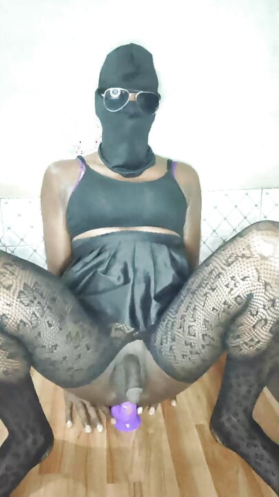 Indian TS Azzy Enjoyed The Beautiful Moment Of Anal Sissygasm With Dildo