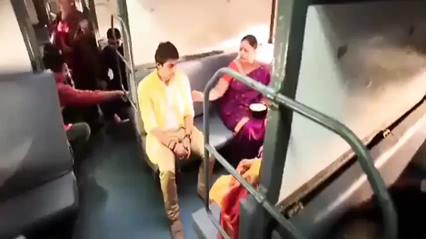 Big boobs, Indian aunty in old sex clip