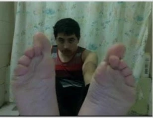 straight male feet on webcam