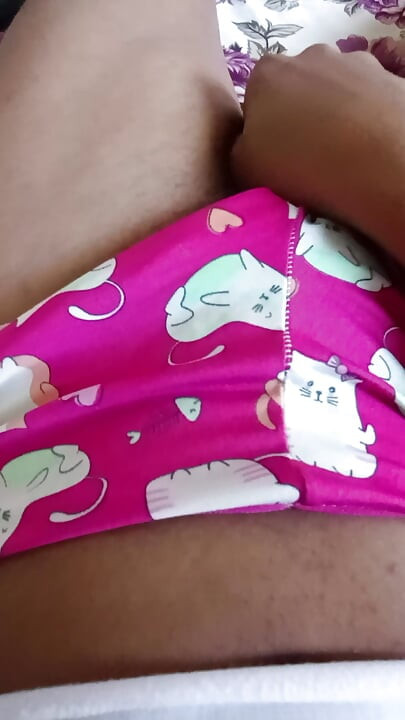 Too hot, she ended up on the internet.Hot brunette fell into the net smelling delicious.