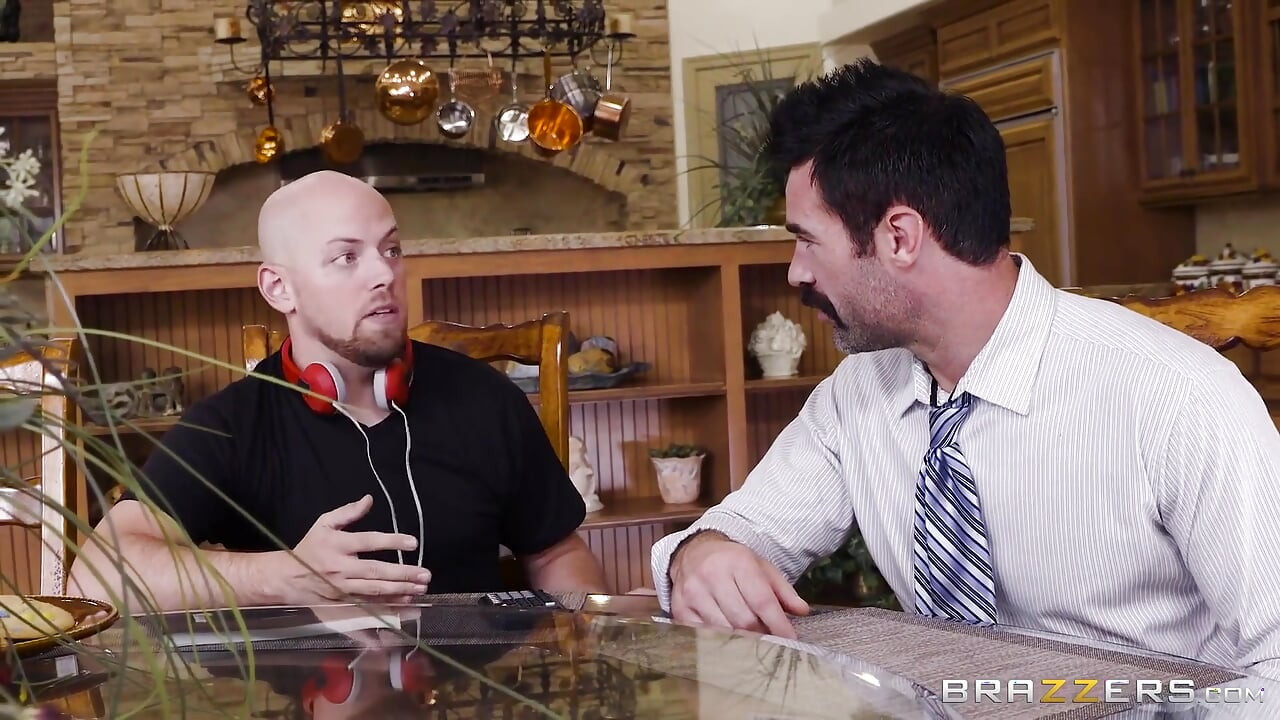 Brazzers - Desperate Pta Stepmom Seduces Teacher in Risky Game of Hide and Seek Around House
