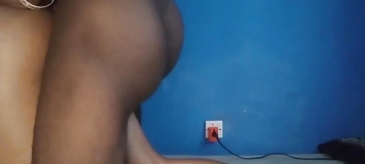 African Teen White Fuck His in Stepmom Bedroom When Stepmom Left for Work