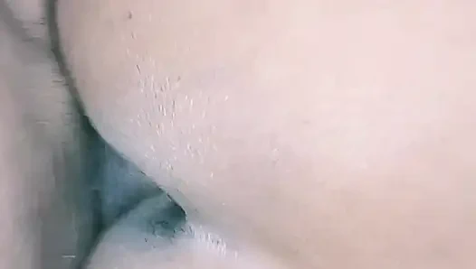 Die betrügende ehefrau des nachbarn, horney muschi wird hart gefickt