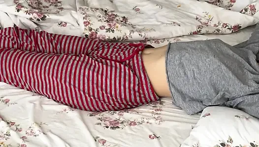 Hottest Stepsis Ever – Short Massage Turns Into Wild Sex & Deep Creampie
