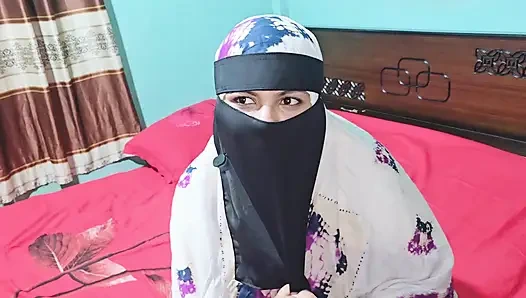 Aunty gave me her pink pussy to fuck, oops