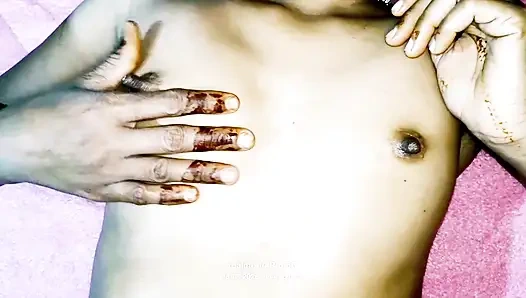 Hintli Kadın AteşLi YaşAm Tarzı Ve KişIsel Bakım Videosu 2026 Bot göğüSlerini göSteriyor भारतीय महिलाएं