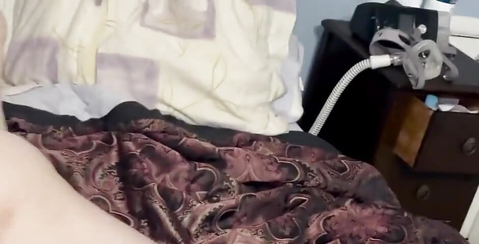 Se comiendo mi coño! Me corrí por toda su cara! ¡Fue muy divertido! ¡Le dejo follar y llenar mi culo también!