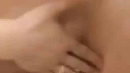 Steker Hitam Besar - Saya mendapatkannya dengan mainan favorit saya