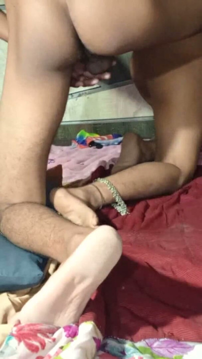 desi bhabhi ne squirt se devar ko nehla diya chudai ke waqt Hindi HD video sex | Clip 3